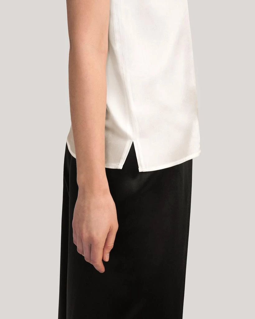 商品LILYSILK|V-Neck Sleeveless Silk Tank Top,价格¥715,第5张图片详细描述