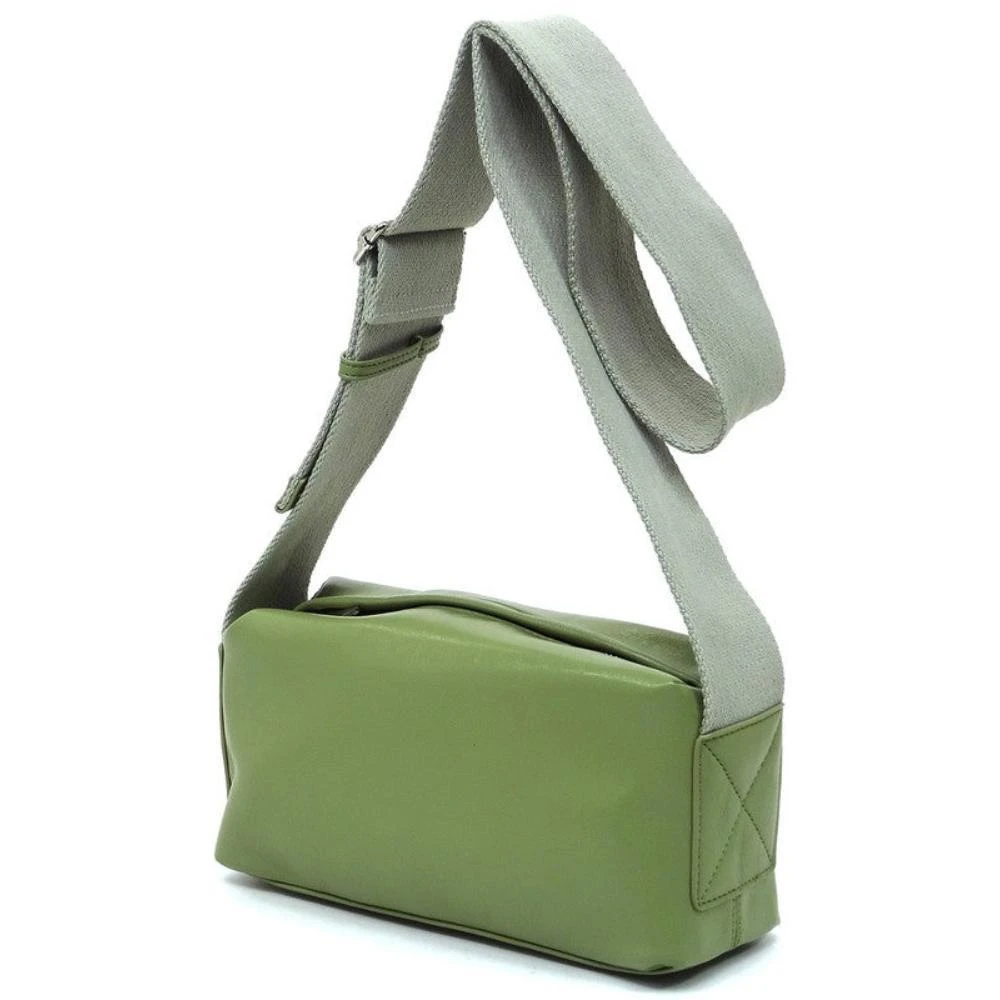 Wide Guitar Strap Boxy Crossbody Bag 商品