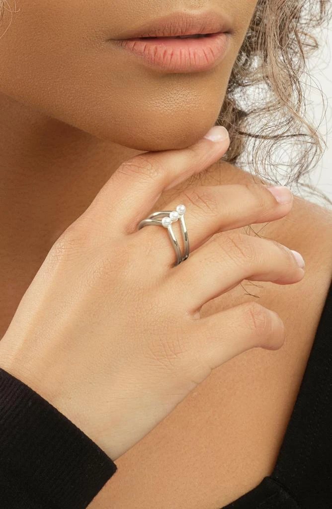 Sterling Silver Triple 3.5mm Freshwater Pearl Cutout Ring 商品