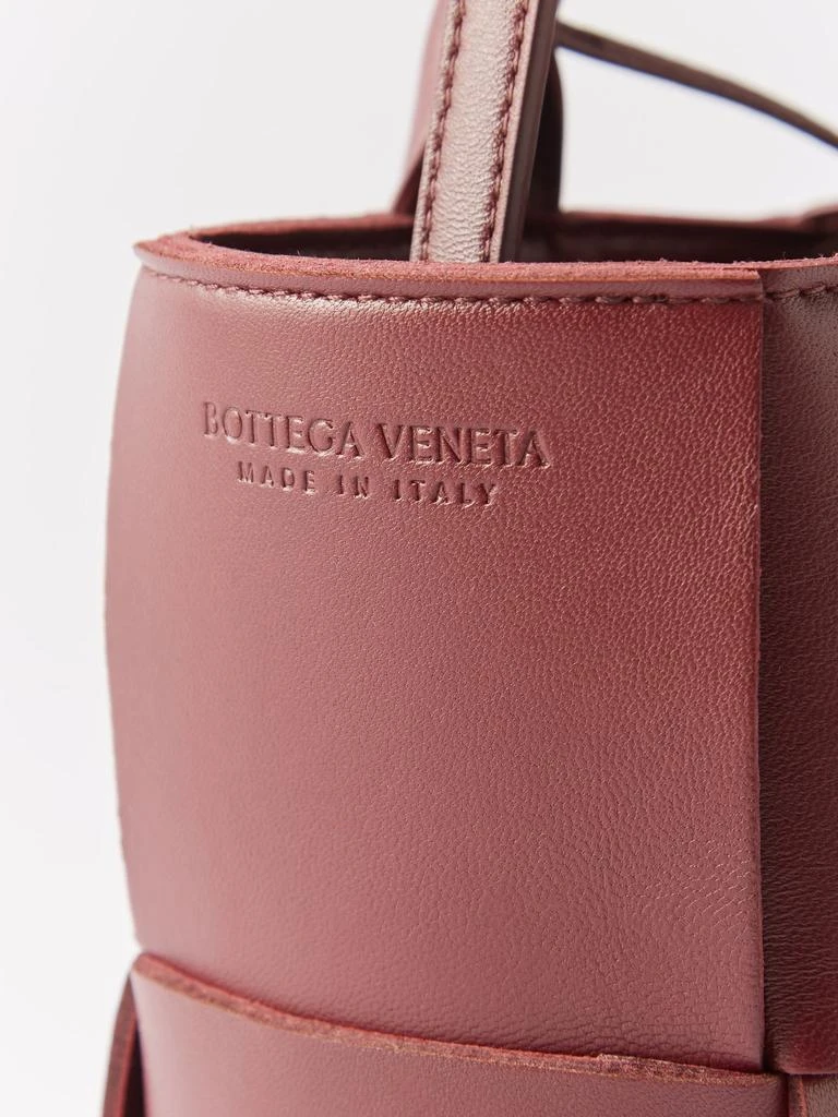 商品Bottega Veneta|Arco mini Intrecciato-leather tote bag,价格¥24657,第5张图片详细描述