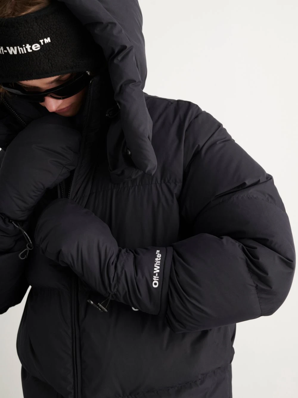 商品【商品预售7天】 Off-White|Off-White 男士手套 OMNE038F22FAB0011001 黑色,价格¥1939,第3张图片详细描述