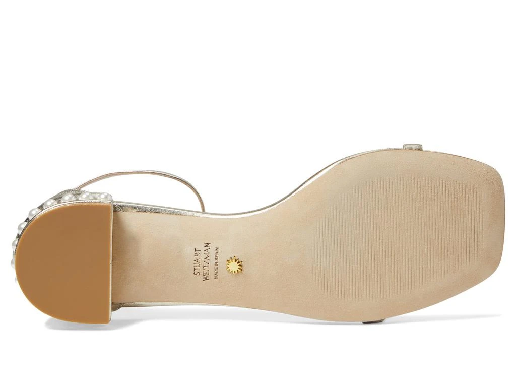 商品Stuart Weitzman|Nudistcurve Pearl Flat Sandal,价格¥2694,第2张图片详细描述