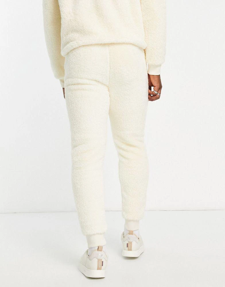 商品Adidas|adidas originals Essentials+ fluffy joggers in wonder white,价格¥356,第2张图片详细描述