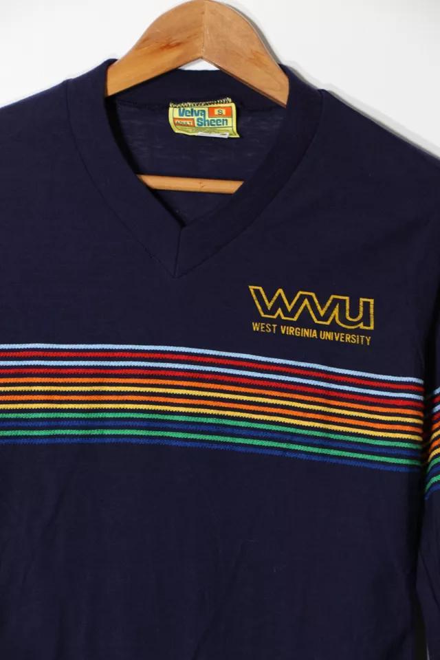商品Urban Outfitters|Vintage 1970s Embroidered Stripe West Virginia University V-Neck Long Sleeve T-shirt,价格¥854,第4张图片详细描述