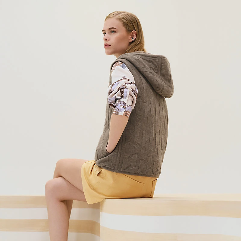 商品Hermes|Hermes/爱马仕 女士灰色羊毛夹克,价格¥24306,第4张图片详细描述