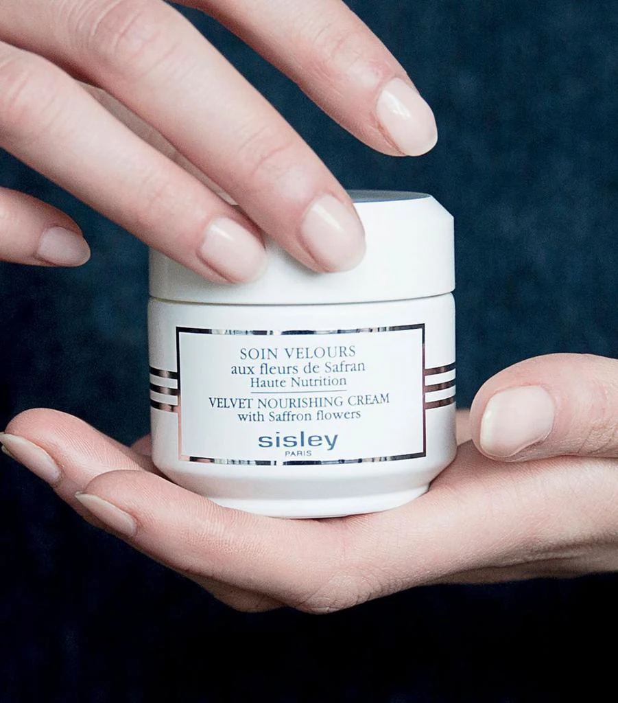 商品Sisley|Velvet Nourishing Cream with Saffron Flowers Discovery Gift Set,价格¥1701,第3张图片详细描述