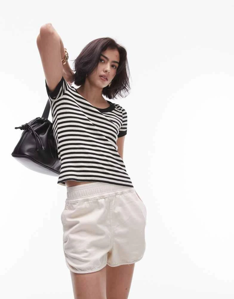 商品Topshop|Topshop stripe scoop neck tee in mono,价格¥68,第1张图片