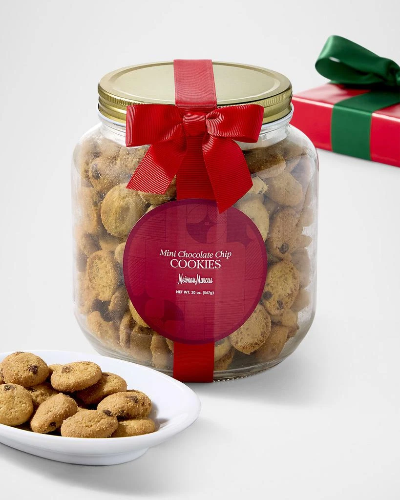 商品Neiman Marcus|Mini Chocolate Chip Cookies in Glass Half-Gallon Jar,价格¥213,第1张图片