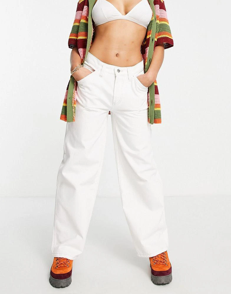 商品ASOS|ASOS DESIGN oversized skater jeans in off white with cargo styling,价格¥178,第4张图片详细描述