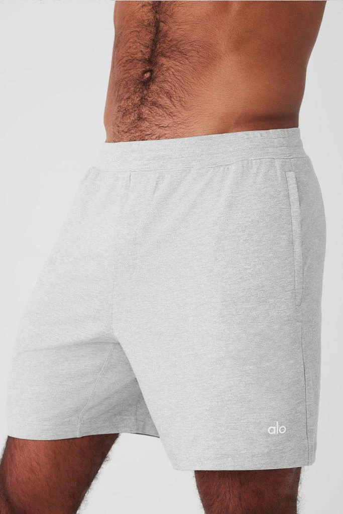 商品Alo|Conquer React Performance Short - Athletic Heather Grey,价格¥510,第4张图片详细描述