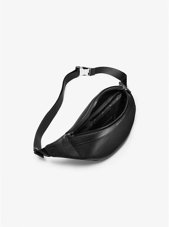 商品Michael Kors|Greyson Pebbled Leather Sling Pack,价格¥2235,第2张图片详细描述