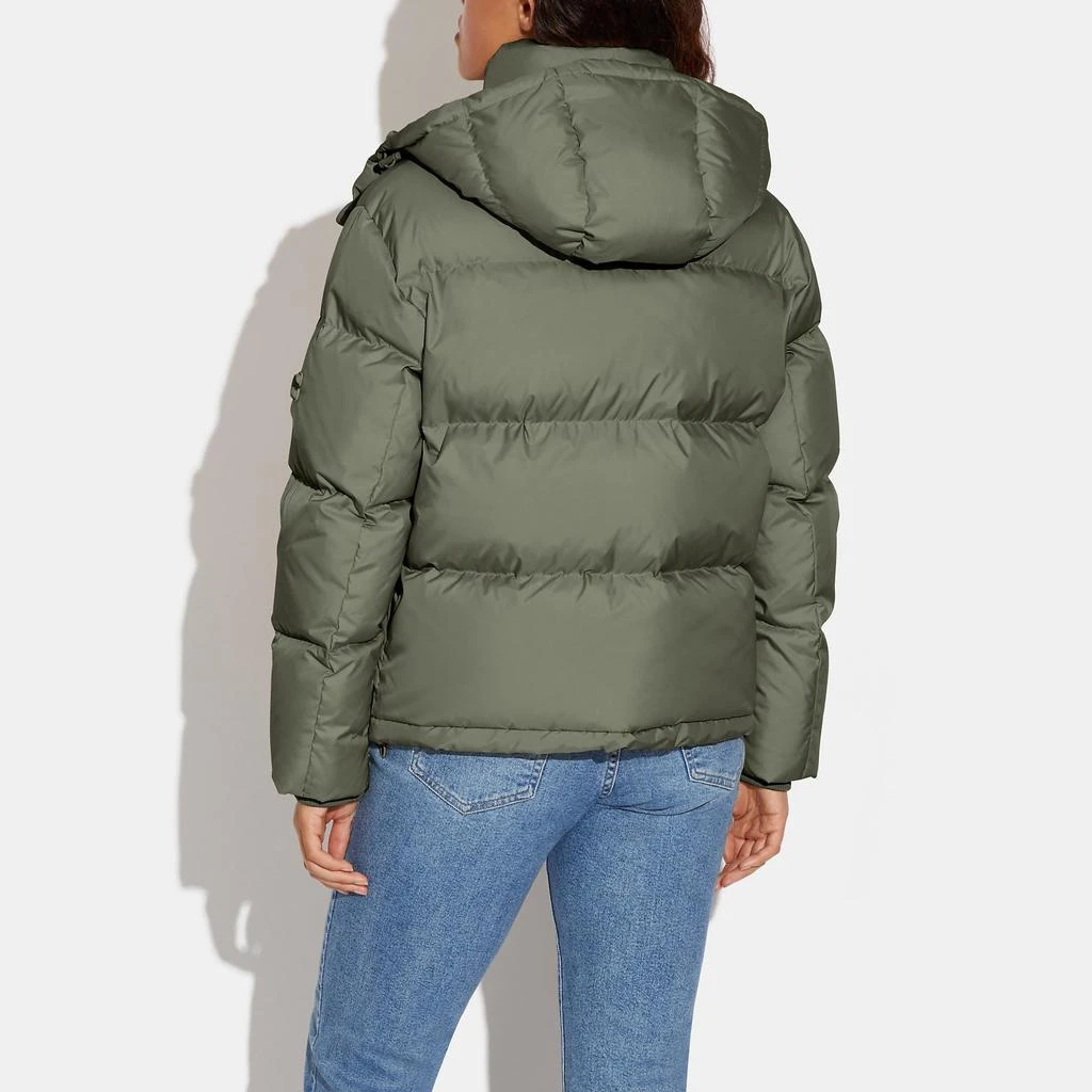 商品Coach|Coach Outlet Short Down Puffer,价格¥1682,第2张图片详细描述