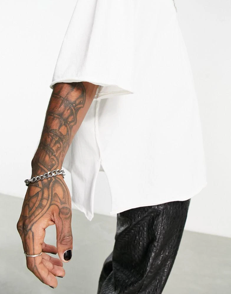 商品ASOS|ASOS DESIGN oversized t-shirt with side splits in cream,价格¥135,第3张图片详细描述