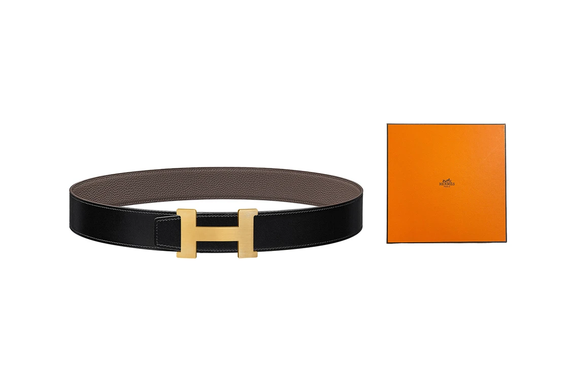 商品[国内直发] Hermes|爱马仕 经典H标志 磨砂浅金色扣 Togo小牛皮双面皮腰带 牛皮 皮带 男款 黑色/锡器灰 宽3.8cm,价格¥8052,第2张图片详细描述