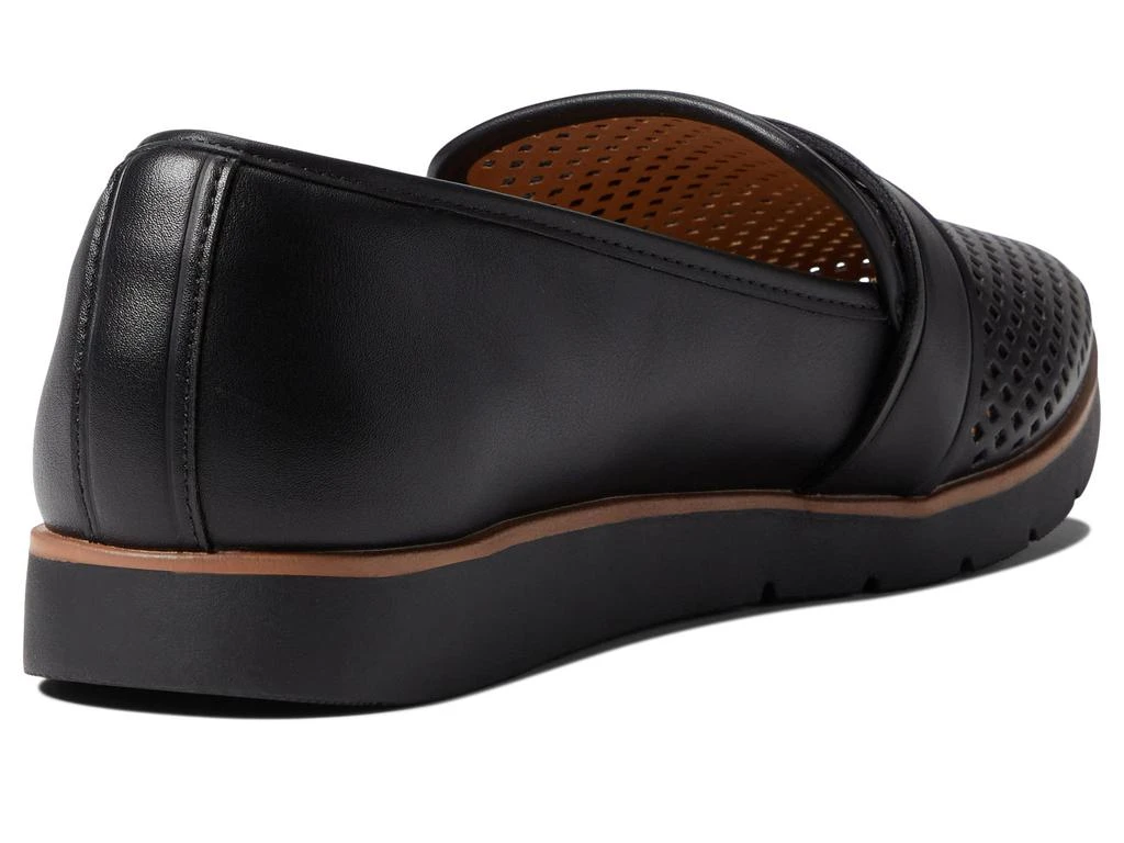 商品Rockport|Stacie Perf Loafer,价格¥745,第5张图片详细描述