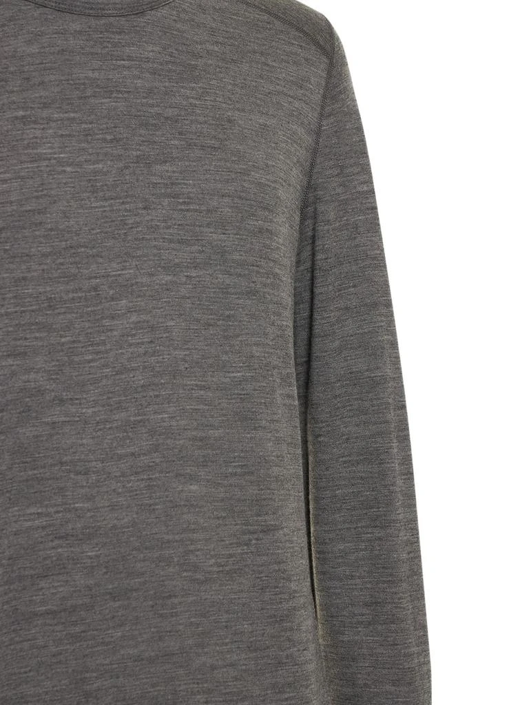 商品Icebreaker|200 Oasis Long Sleeve Crewneck,价格¥608,第3张图片详细描述