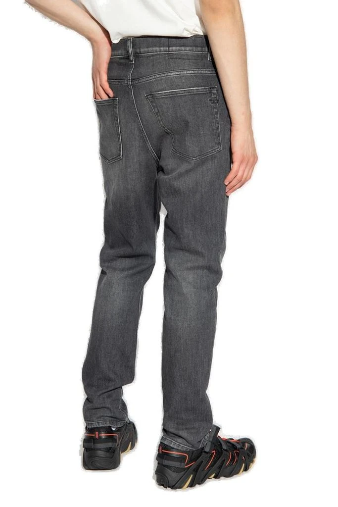 商品Diesel|Diesel 2005-D-Finning Logo Patch Jeans,价格¥359,第3张图片详细描述