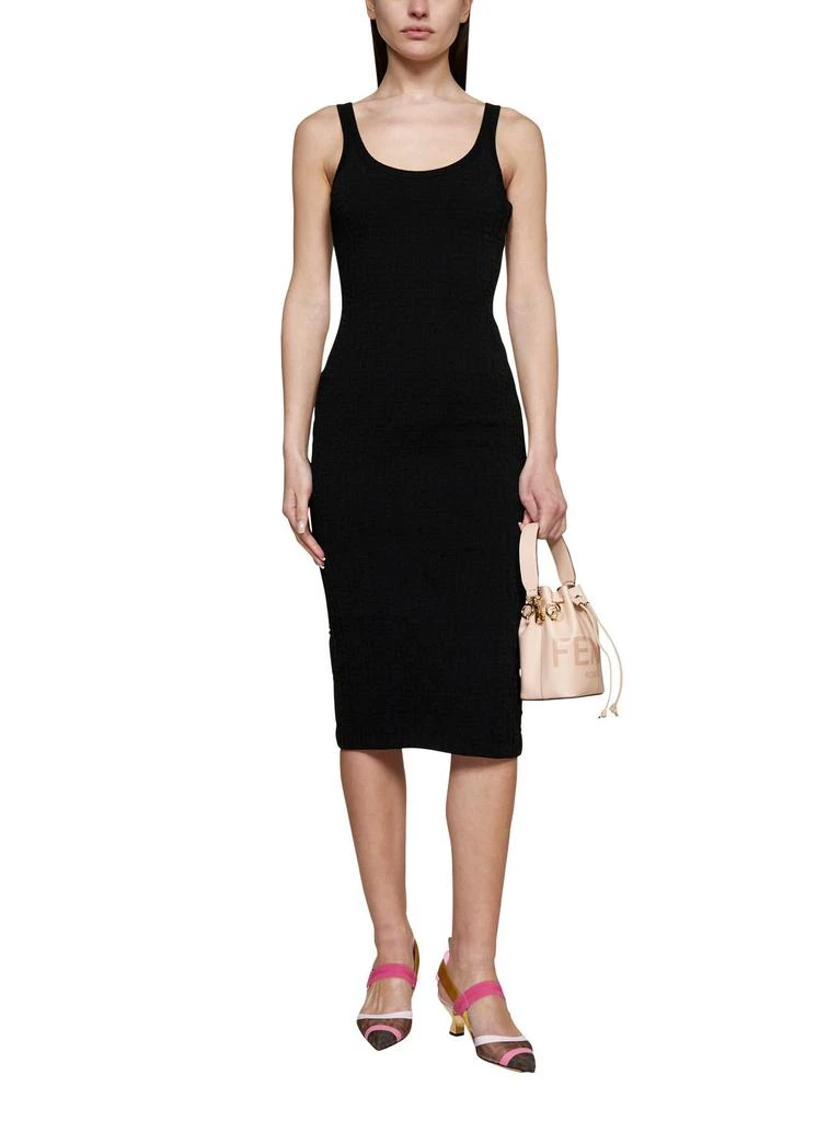 商品Fendi|Fendi FF Embossed Sleeveless Midi Dress,价格¥15423,第4张图片详细描述