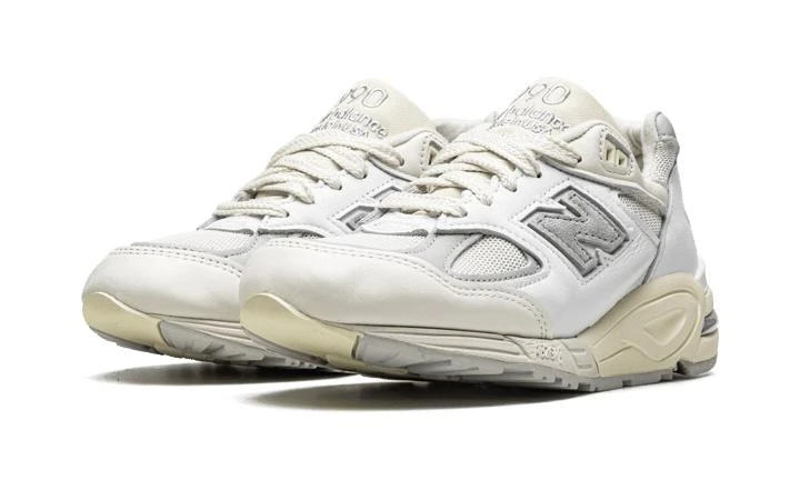 商品New Balance|New Balance 990 V2,价格¥1629-¥2299,第3张图片详细描述