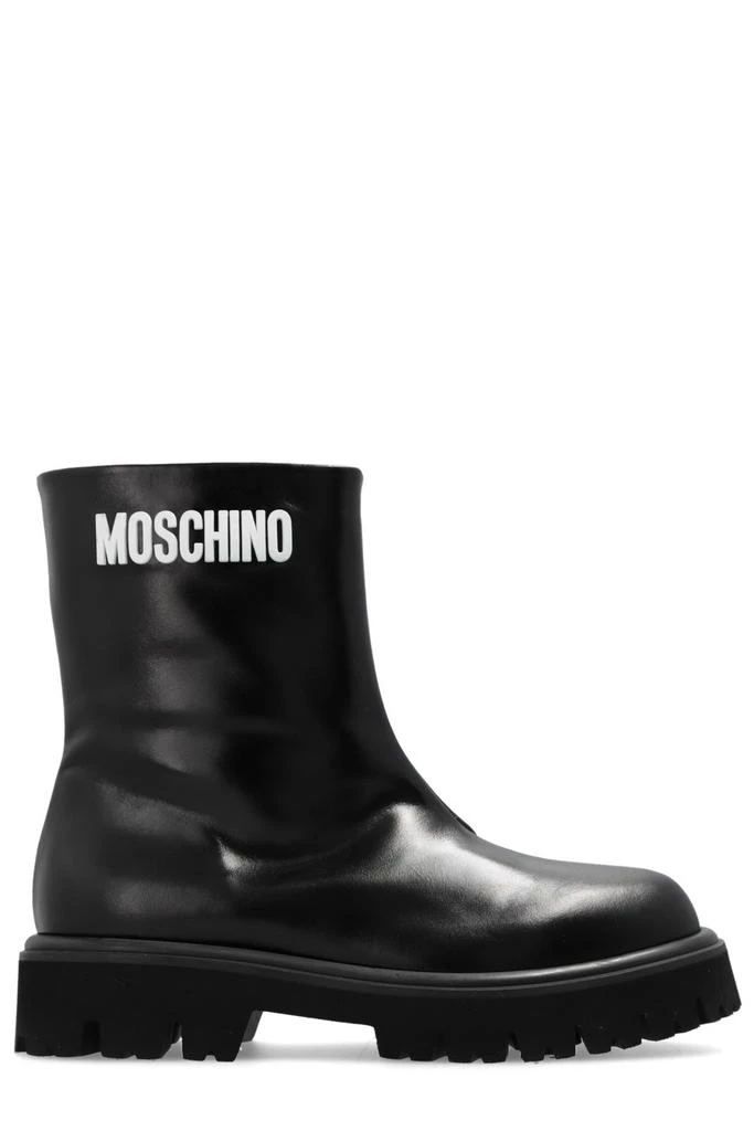 商品Moschino|Moschino Logo Printed Ankle Boots,价格¥3678,第1张图片