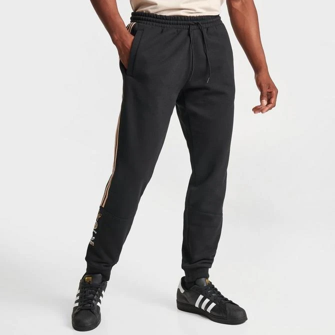 商品Adidas|Men's adidas Originals Sticker Fleece Jogger Pants,价格¥152,第3张图片详细描述