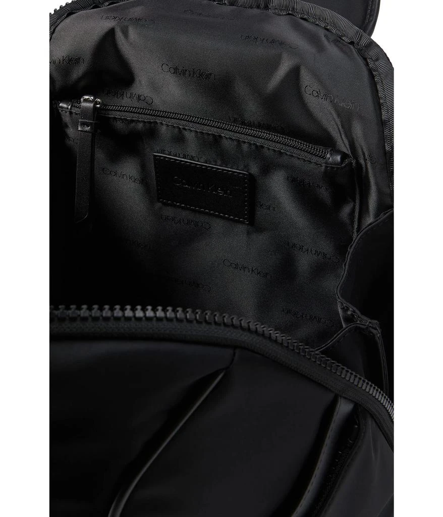 商品Calvin Klein|Sydney Backpack,价格¥946,第3张图片详细描述