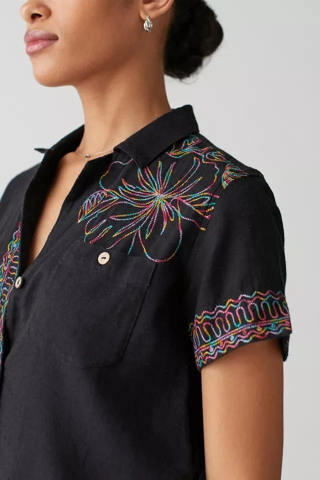 商品Urban Outfitters|UO Hideaway Embroidered Button-Down Shirt,价格¥273,第3张图片详细描述