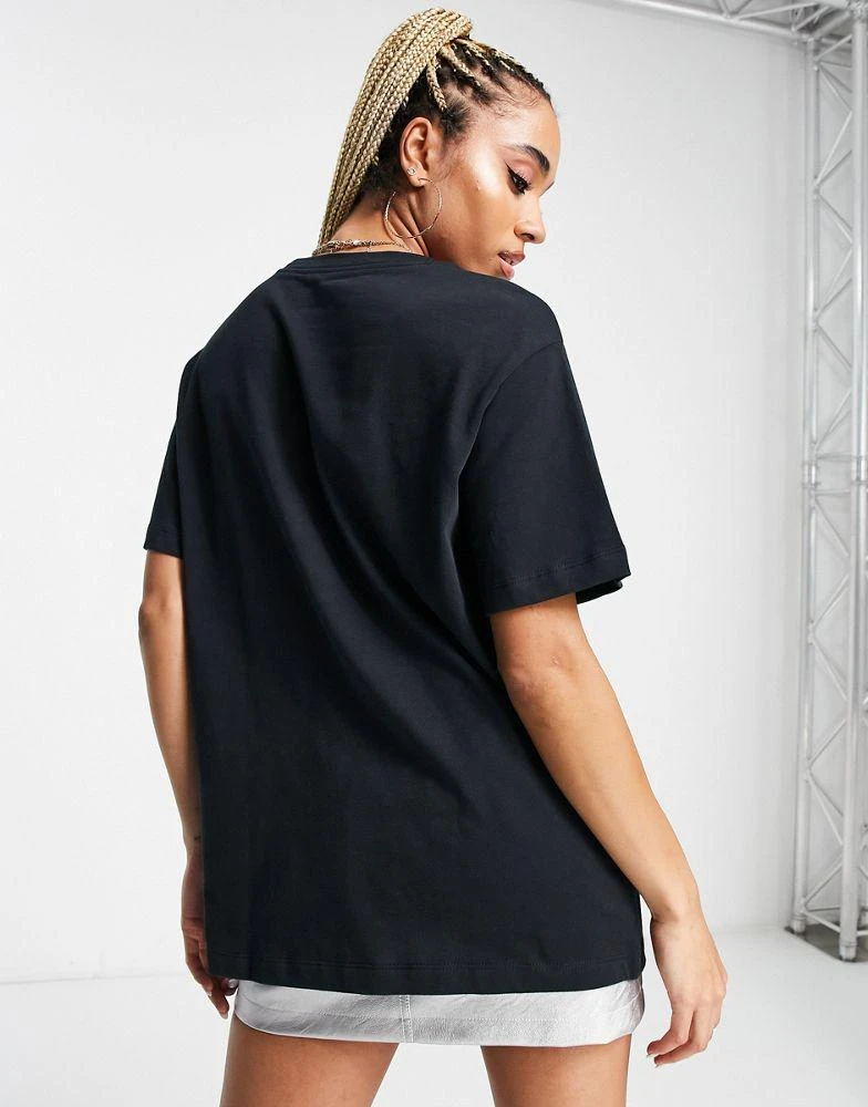 商品NIKE|Nike Air boyfriend t-shirt in black,价格¥230,第2张图片详细描述
