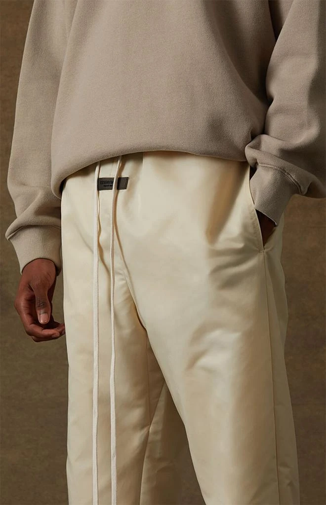 商品Essentials|Egg Shell Track Pants,价格¥578,第5张图片详细描述