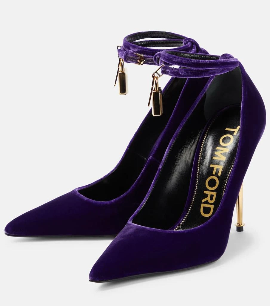 商品Tom Ford|Embellished velvet pumps,价格¥9542,第5张图片详细描述