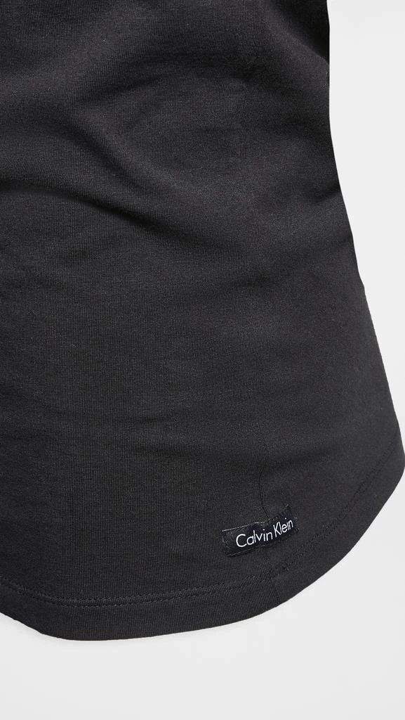 商品Calvin Klein|Calvin Klein Underwear 3 Pack Cotton Stretch V Neck Tee,价格¥167,第5张图片详细描述