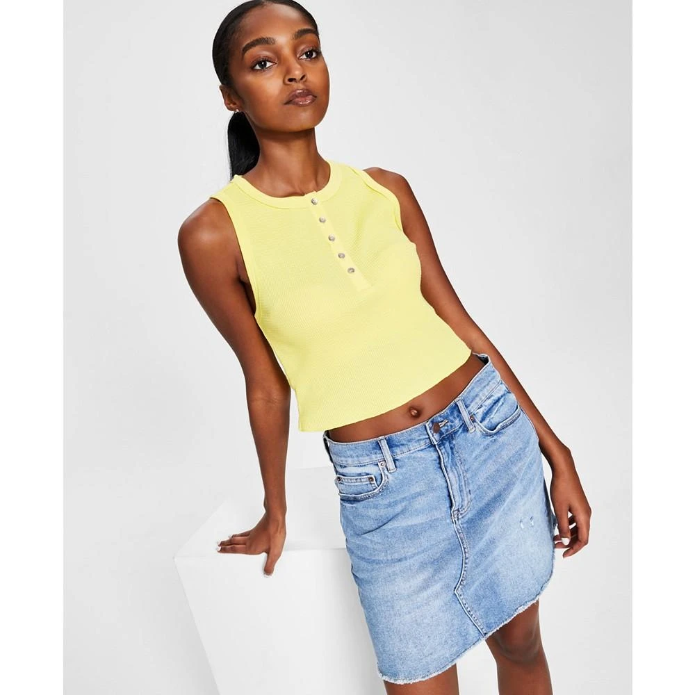 商品Calvin Klein|Sleeveless Cropped Henley,价格¥53,第1张图片