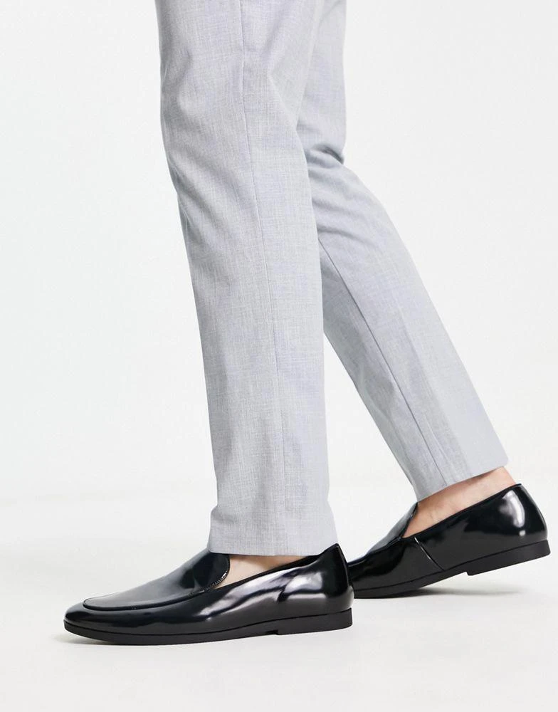 商品Truffle Collection|Truffle Collection wide fit slip on loafers in black patent,价格¥168,第4张图片详细描述