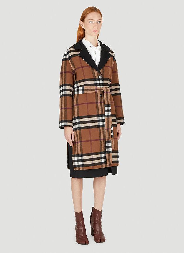 Dorea Reversible Check Coat in Black商品第3张图片规格展示