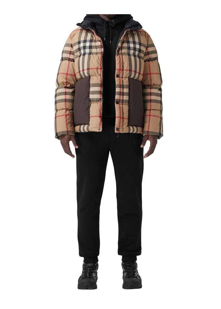 商品Burberry|Check puffer jacket,价格¥14964,第4张图片详细描述