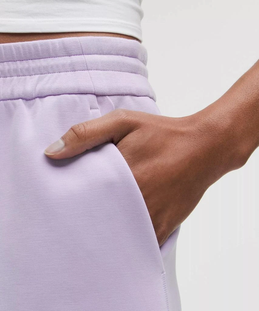 Softstreme High-Rise Short 4" 商品