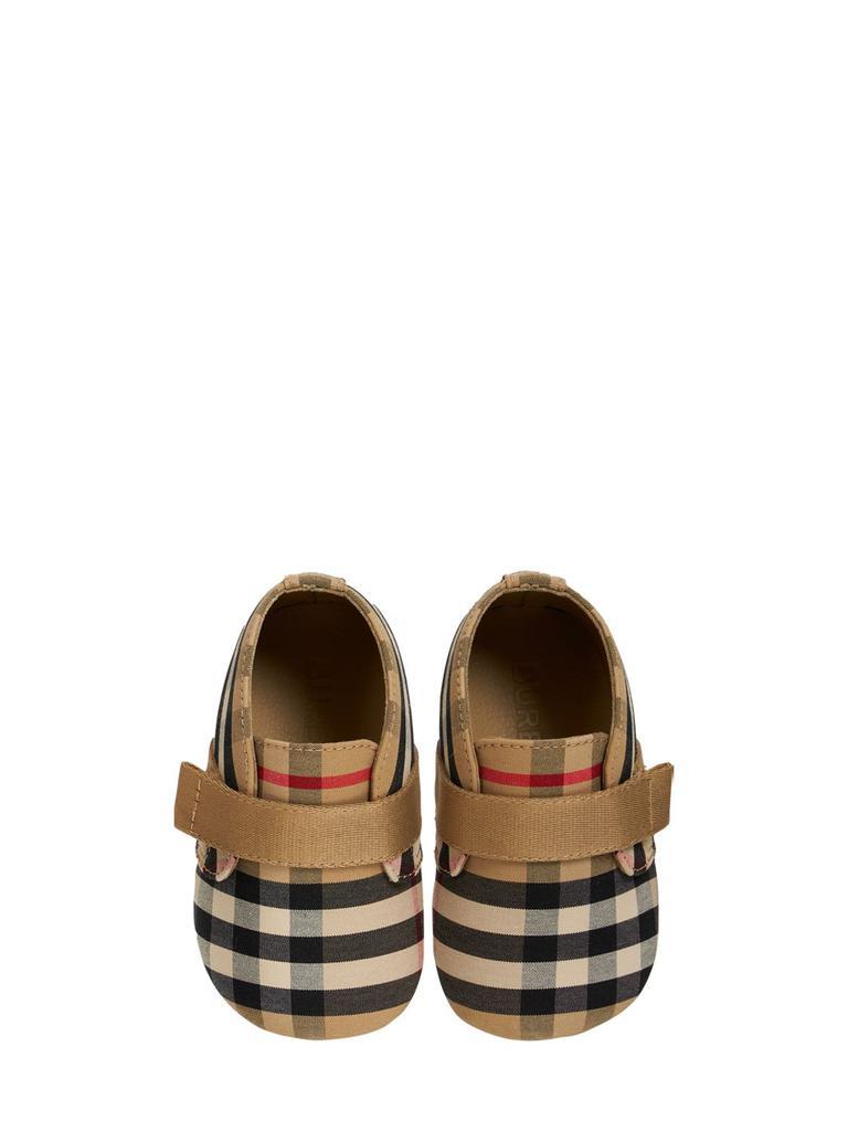 商品Burberry|Check Print Cotton Pre-walker Shoes,价格¥1343,第1张图片