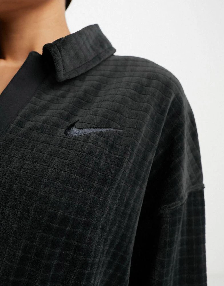 商品NIKE|Nike Velour polo top in black,价格¥432,第4张图片详细描述