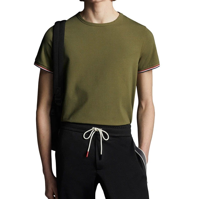 【预售3-7天】Moncler/蒙克莱 22年秋冬新款 男士橄榄绿色棉质混纺毡艺商标短袖T恤H10918C7160087296829 商品