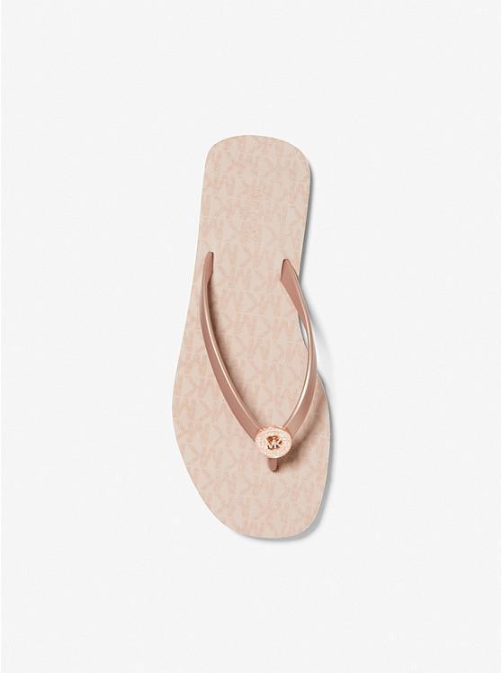商品Michael Kors|Jinx Logo Flip Flop,价格¥408,第5张图片详细描述