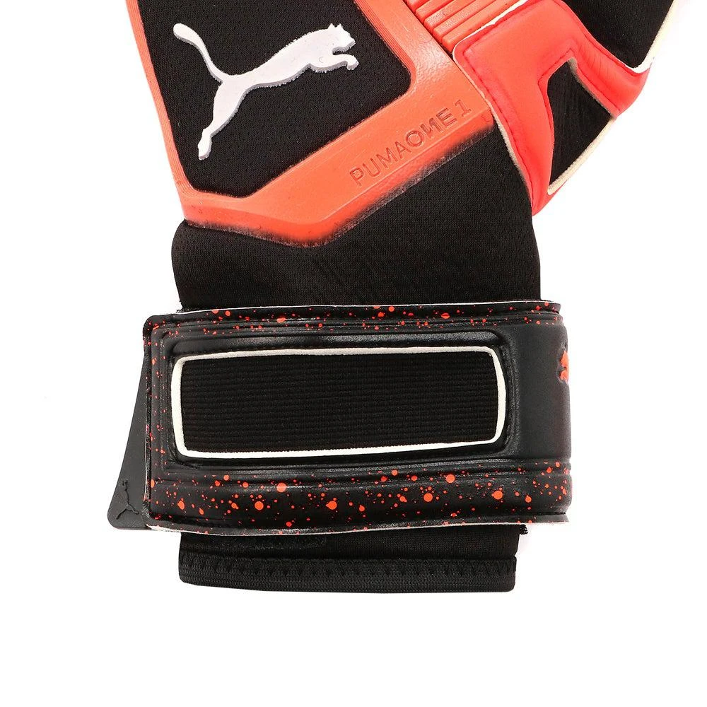 商品Puma|One Grip 1 Hybrid Pro Goalkeeper Gloves,价格¥174,第2张图片详细描述