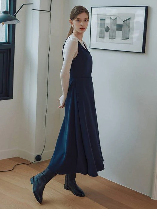商品LOEUVRE|Square Neck Slip Dress,价格¥1594,第2张图片详细描述