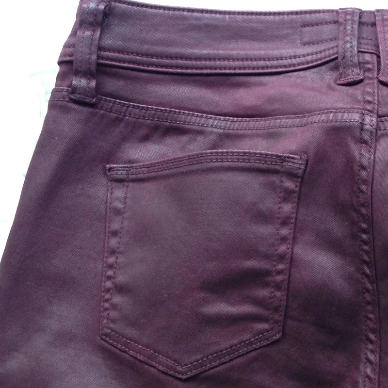 BURBERRY 酒红色女士牛仔裤 3947339 商品