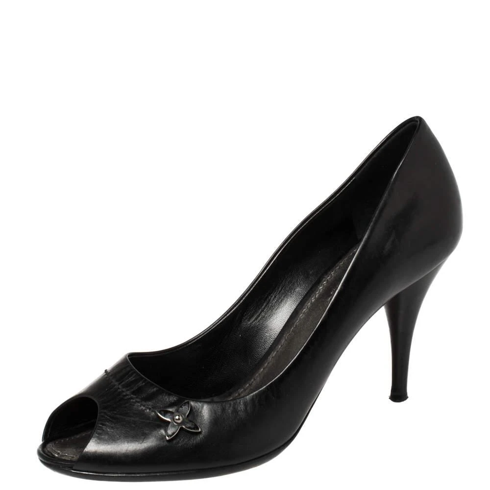 商品[二手商品] Louis Vuitton|Louis Vuitton Black Leather Peep Toe Pumps Size 38.5,价格¥2030,第1张图片