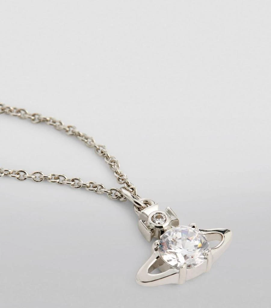 商品Vivienne Westwood|Reina Pendant Necklace,价格¥1064,第5张图片详细描述