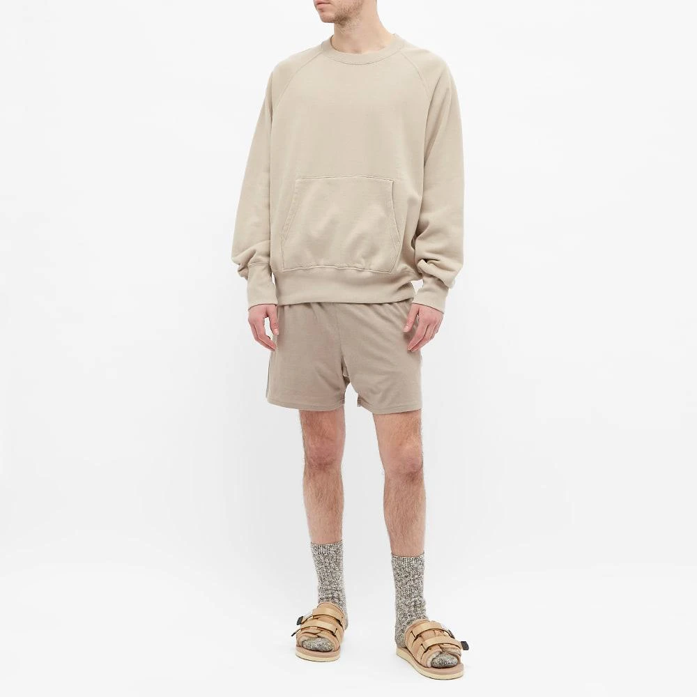 商品Essentials|Fear of God ESSENTIALS Lounge Short - Tan,价格¥389,第5张图片详细描述