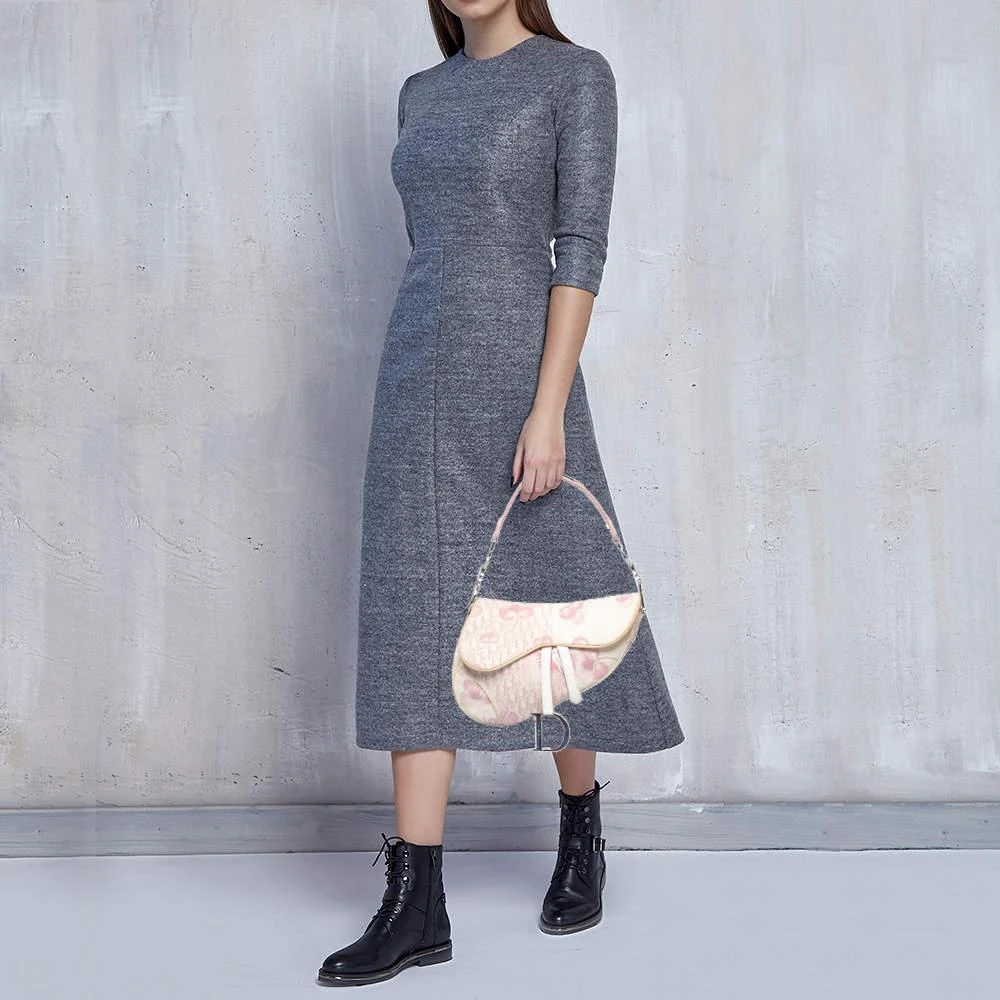 商品[二手商品] Dior|Dior Dark Pink/White Printed Canvas and Patent Leather Saddle Bag,价格¥13061,第2张图片详细描述