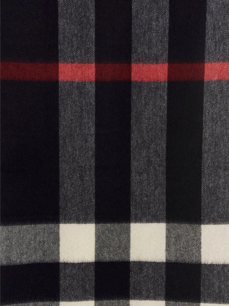 商品Burberry|Tartan scarf,价格¥4088,第3张图片详细描述