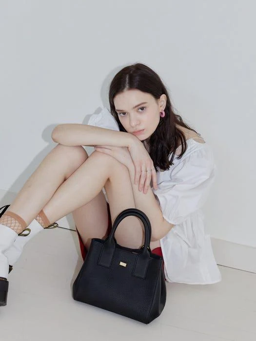 商品LEEHO|Stella Bag_Black,价格¥1039,第2张图片详细描述