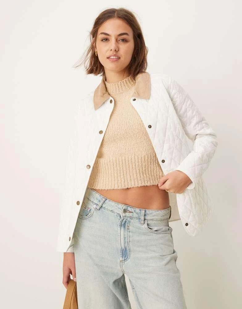 商品Barbour|女式 Annandale 绗缝夹克（雪白色）,价格¥573,第1张图片
